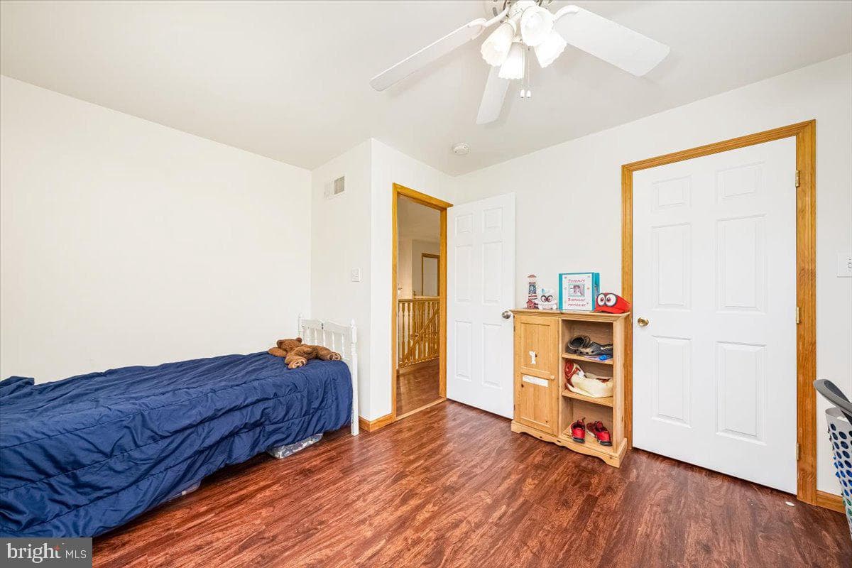 2402 Windisch Drive photo 32