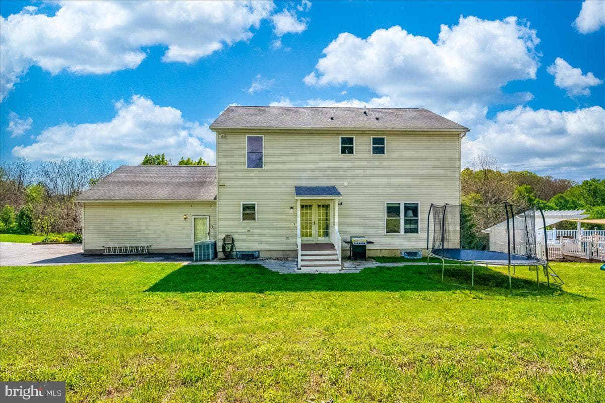 2402 Windisch Drive photo 69