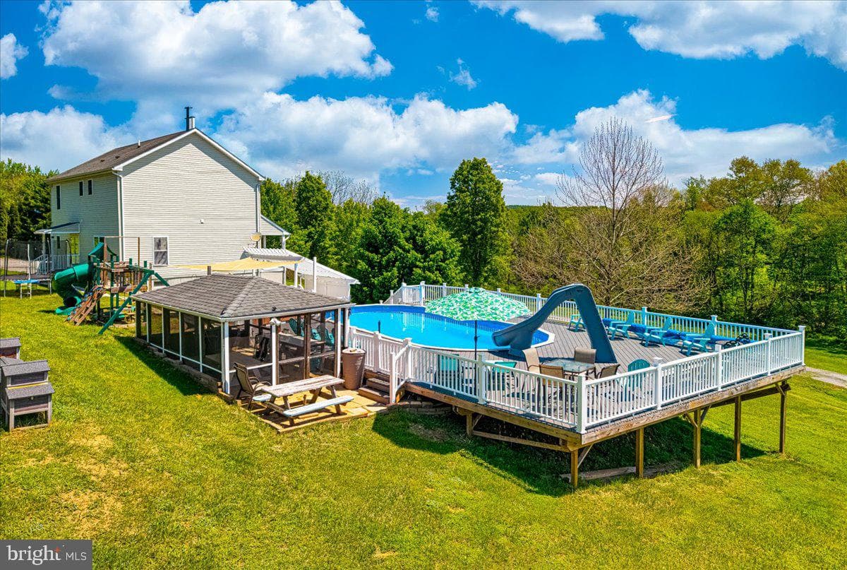 2402 Windisch Drive photo 73