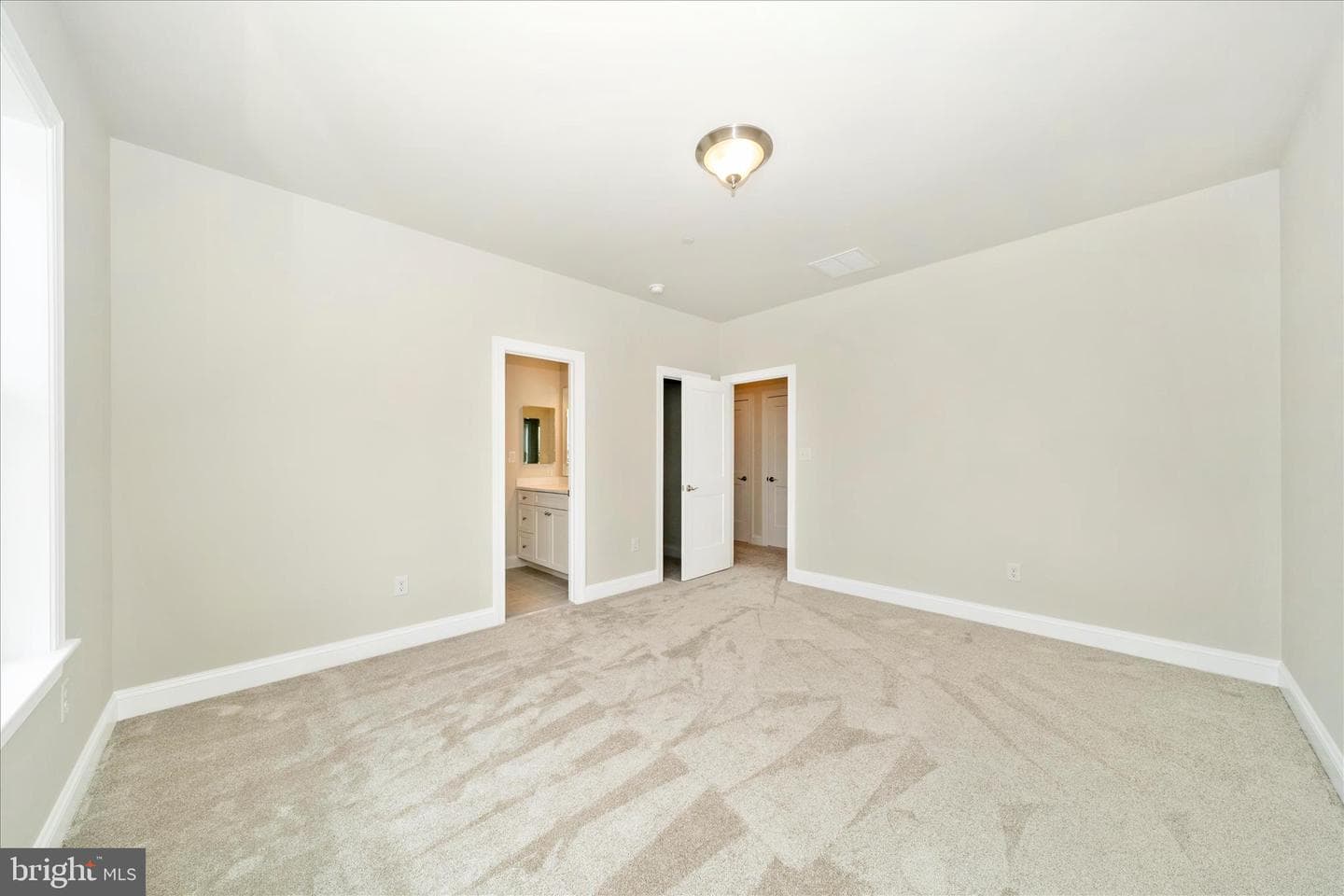 7349 2nd Avenue photo 24
