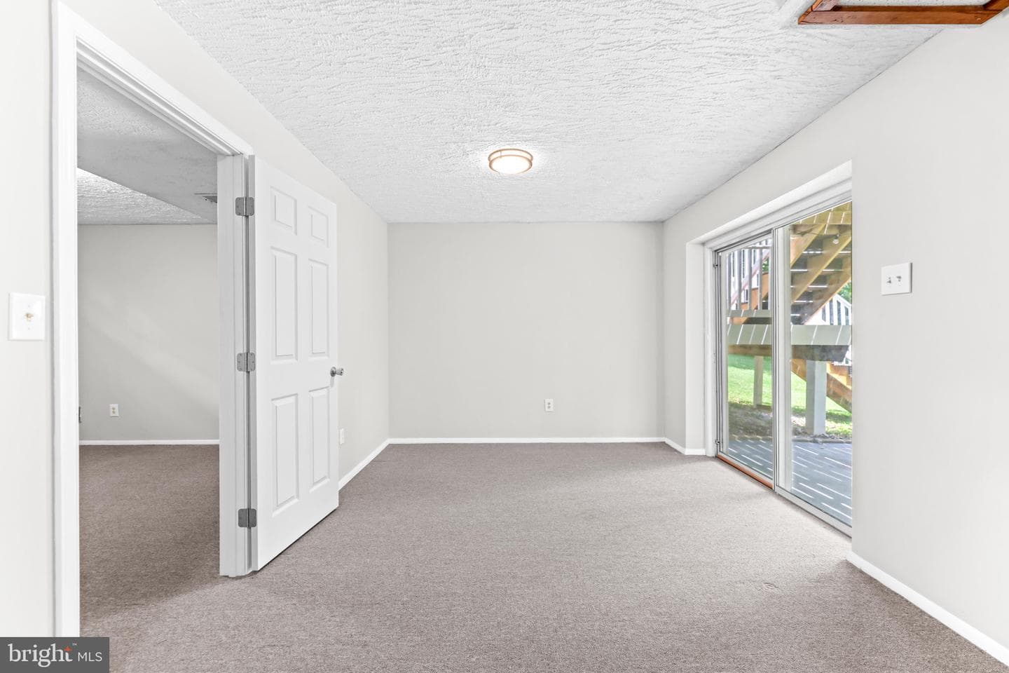 2105 Walsh Drive photo 31