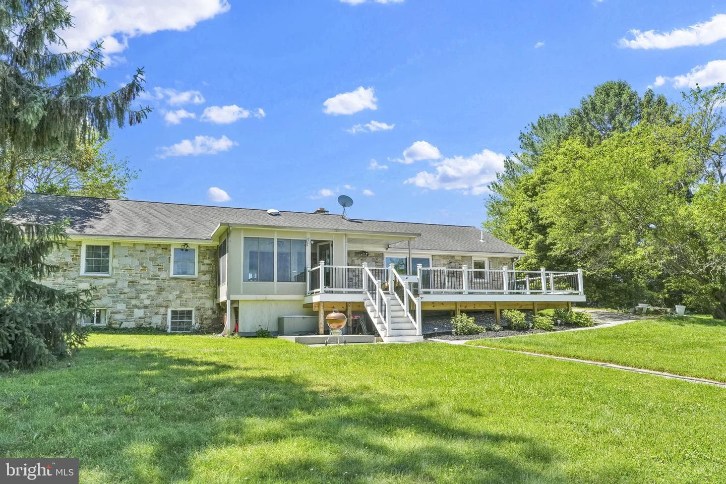 3300 Hawks Hill Rd photo 81
