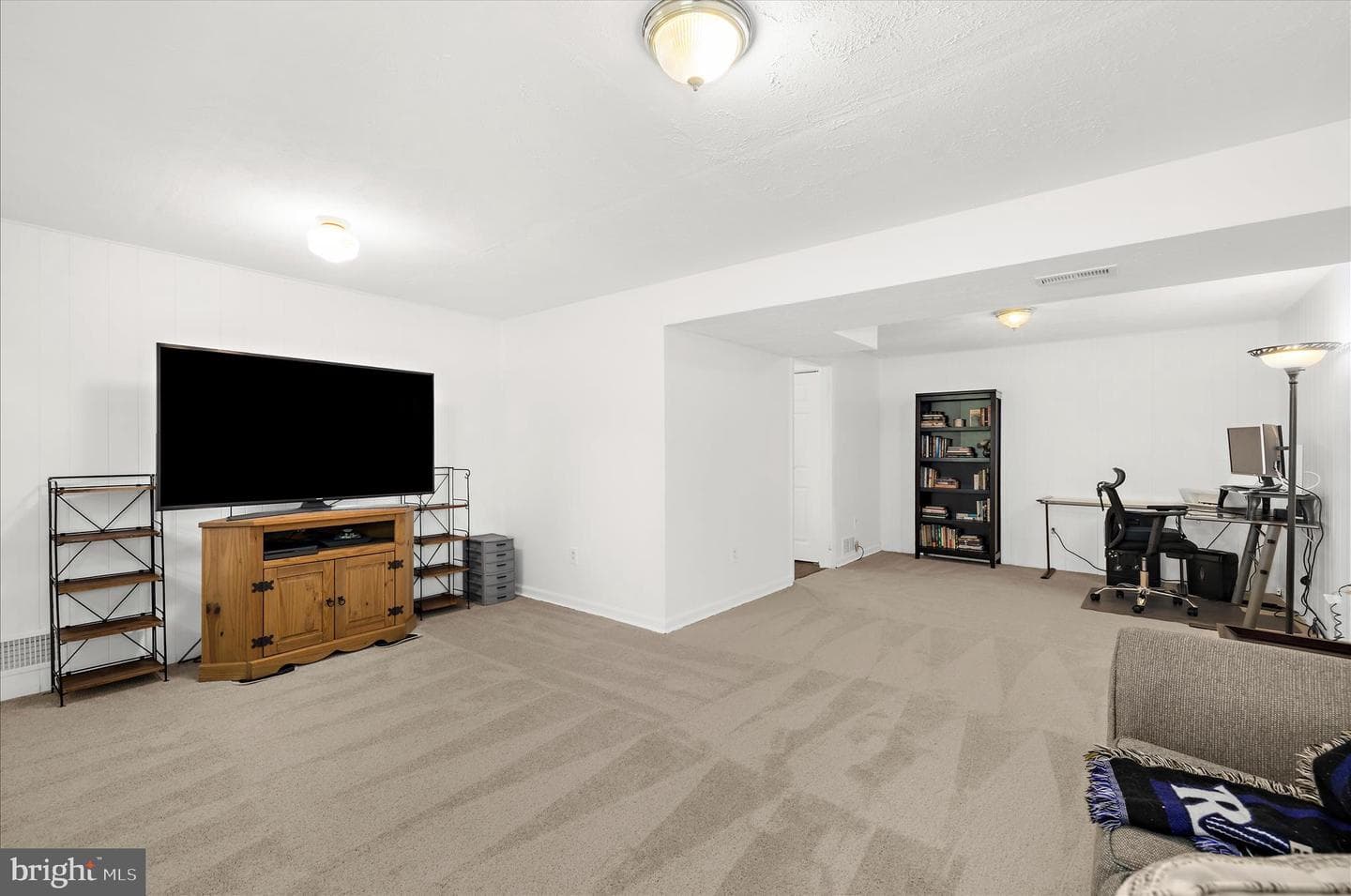 7013 Macbeth Way photo 28