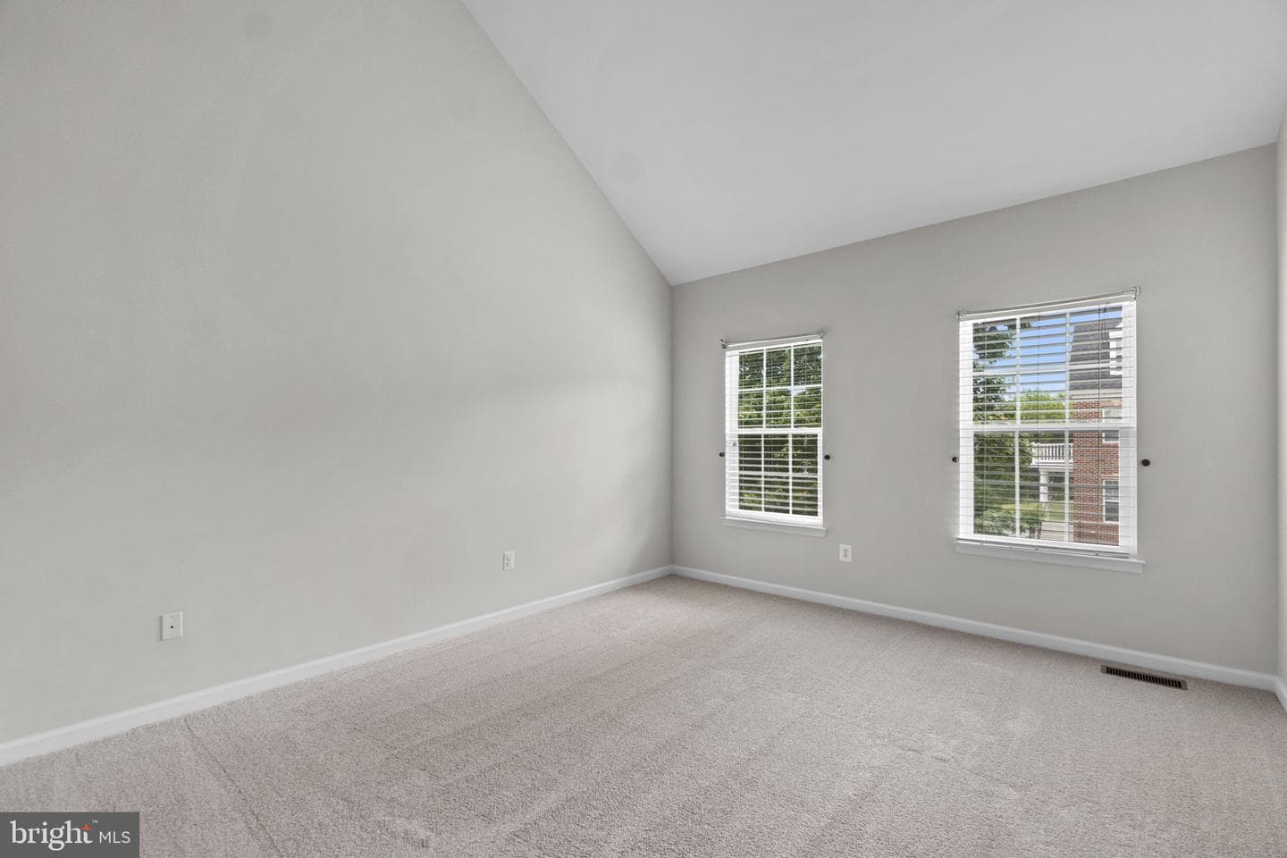 7563 Willow Bottom Road photo 27