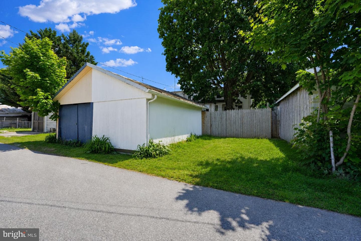 19 Hersh Ave photo 35