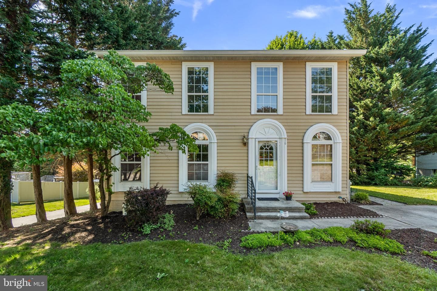 76 Marhill Court photo 1