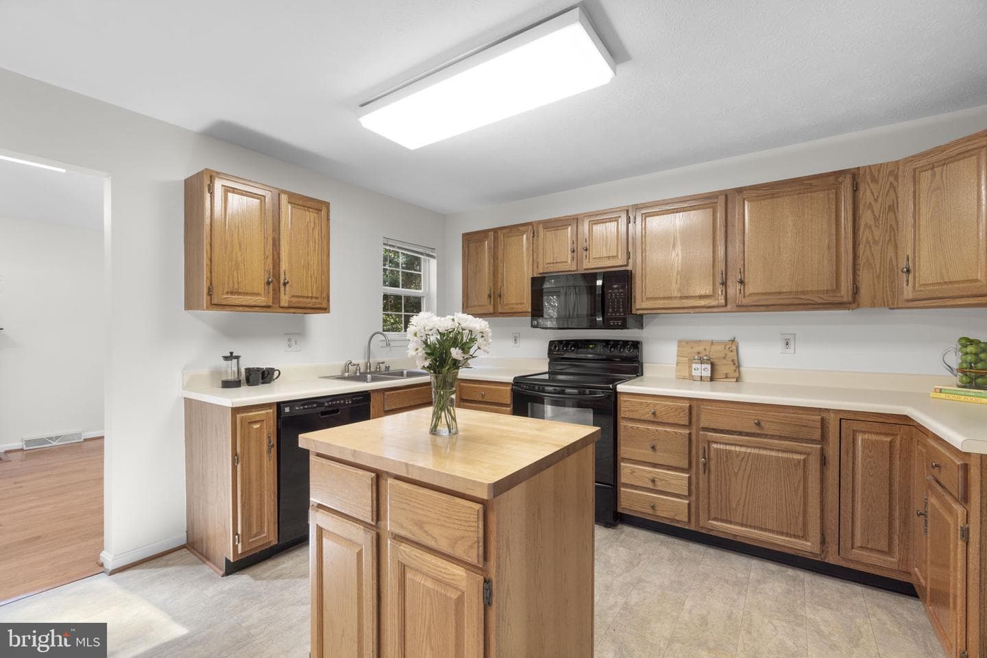 76 Marhill Court photo 14