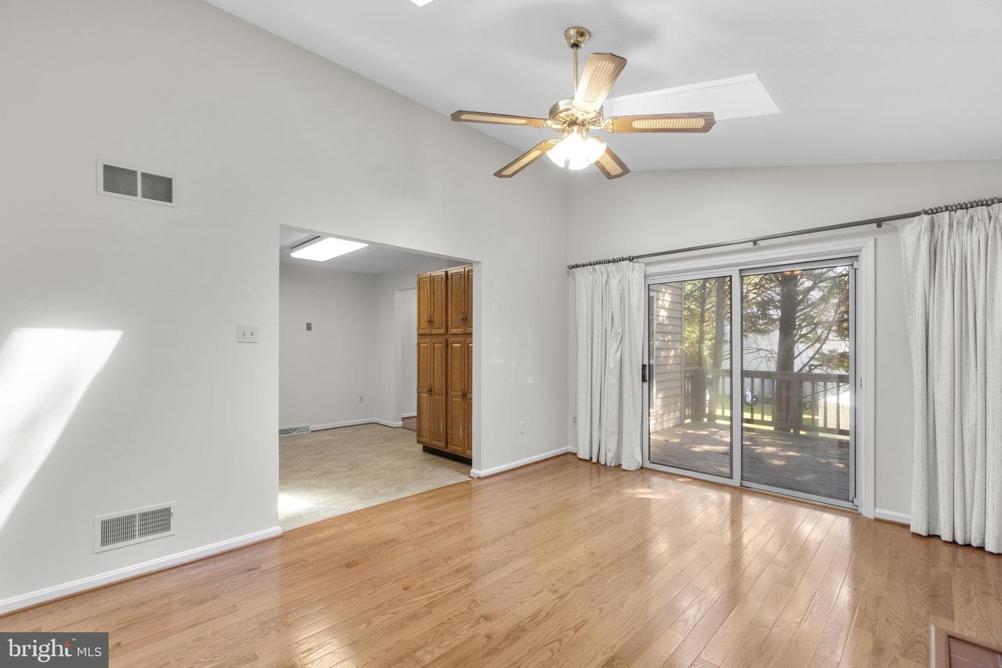 76 Marhill Court photo 24