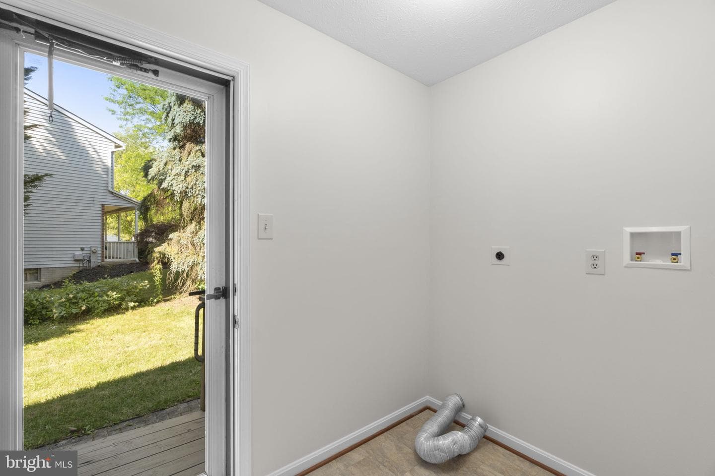 76 Marhill Court photo 26