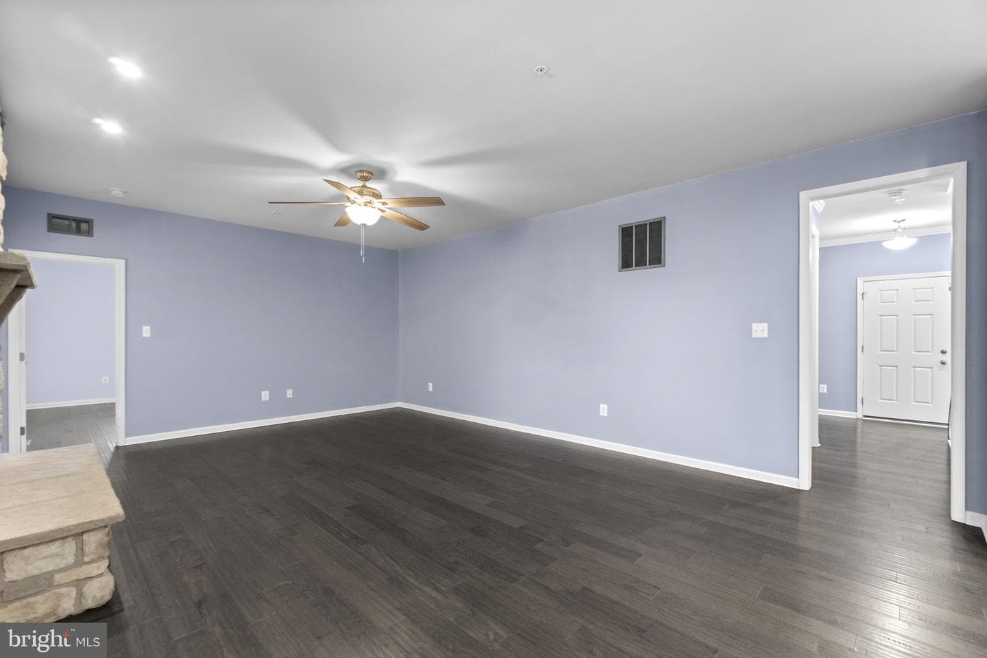 696 Wilford Court photo 32