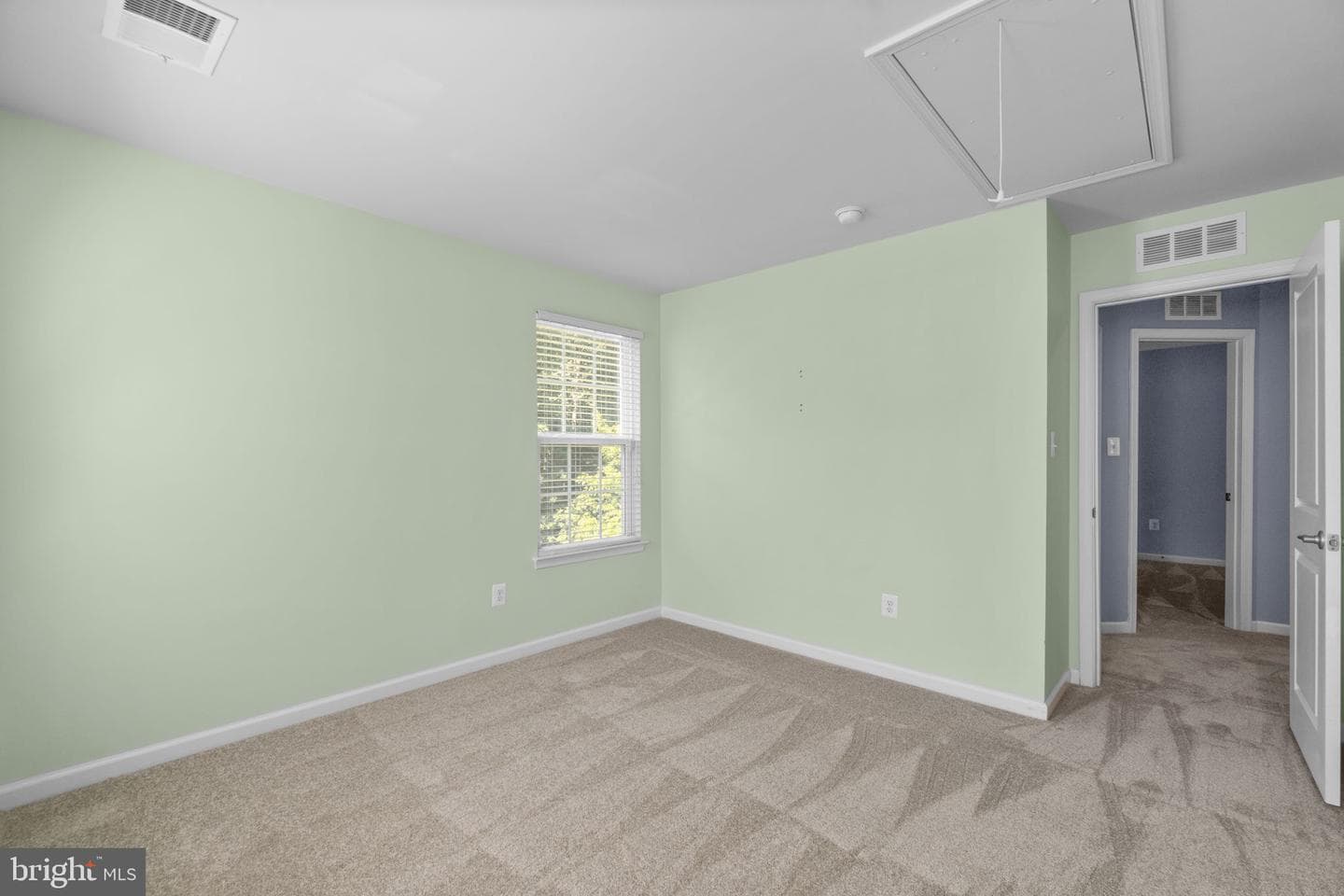 696 Wilford Court photo 45
