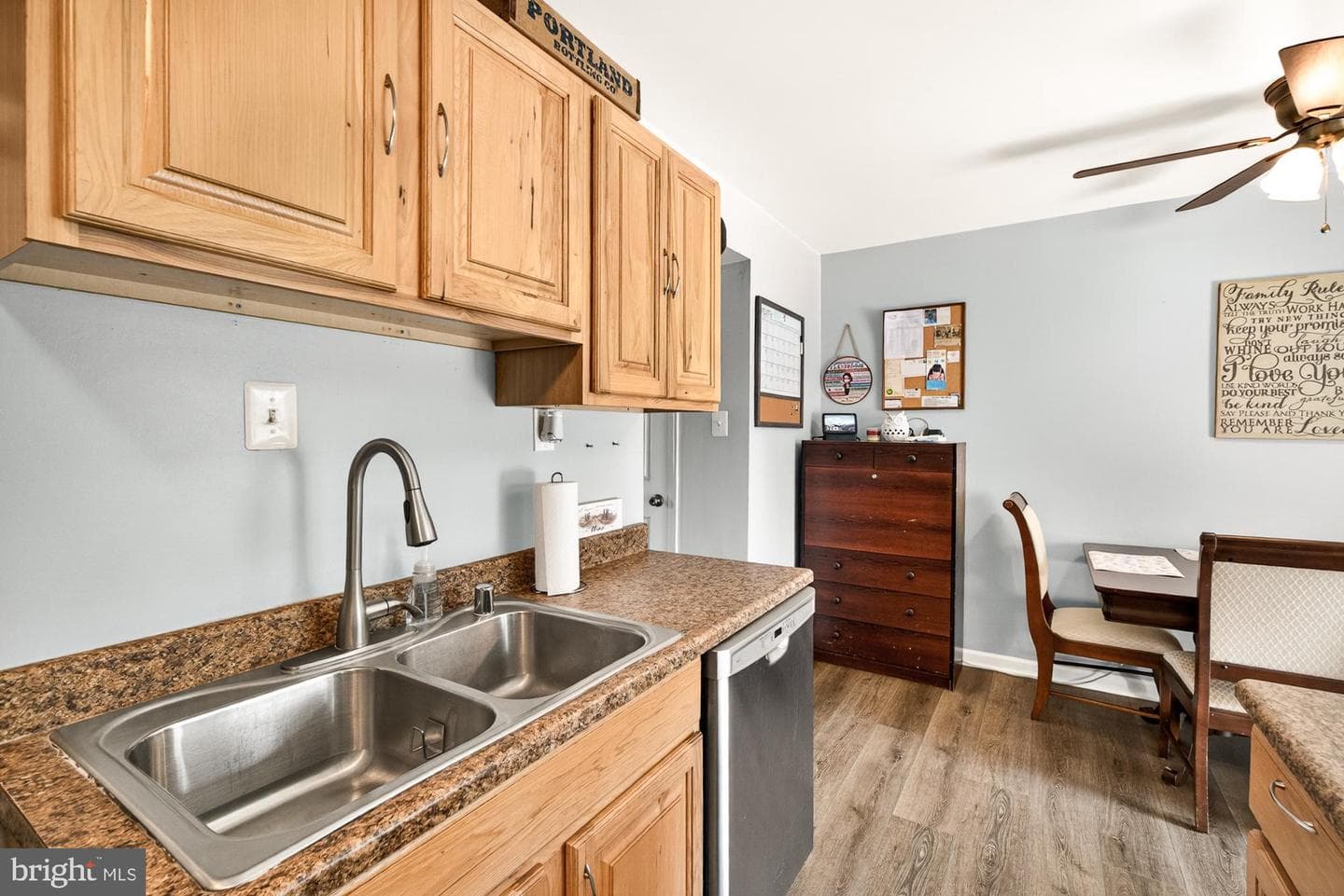 530 Daisy Drive photo 13