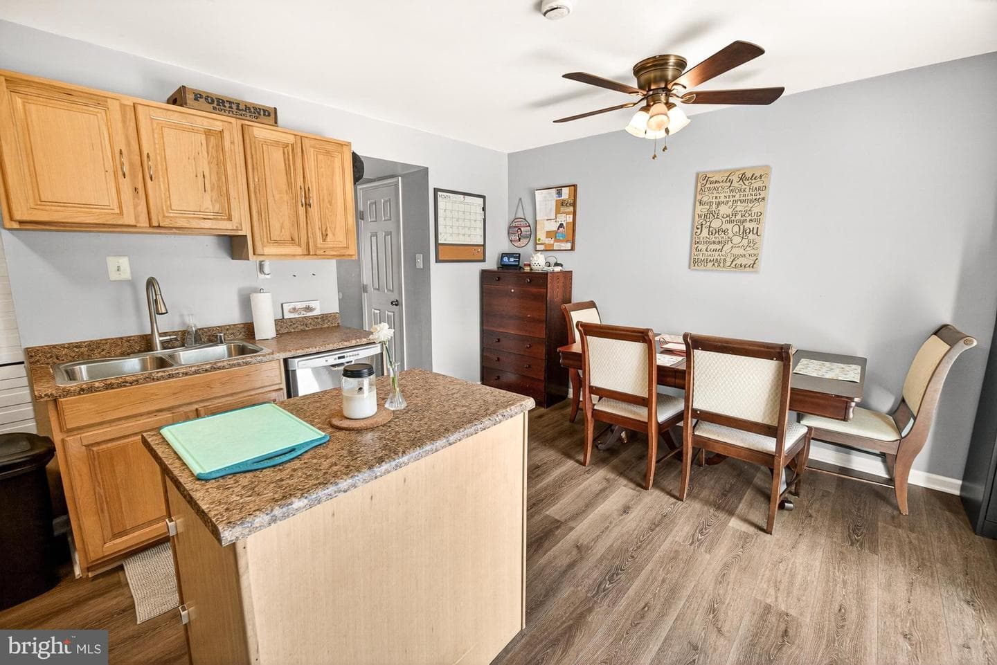 530 Daisy Drive photo 7