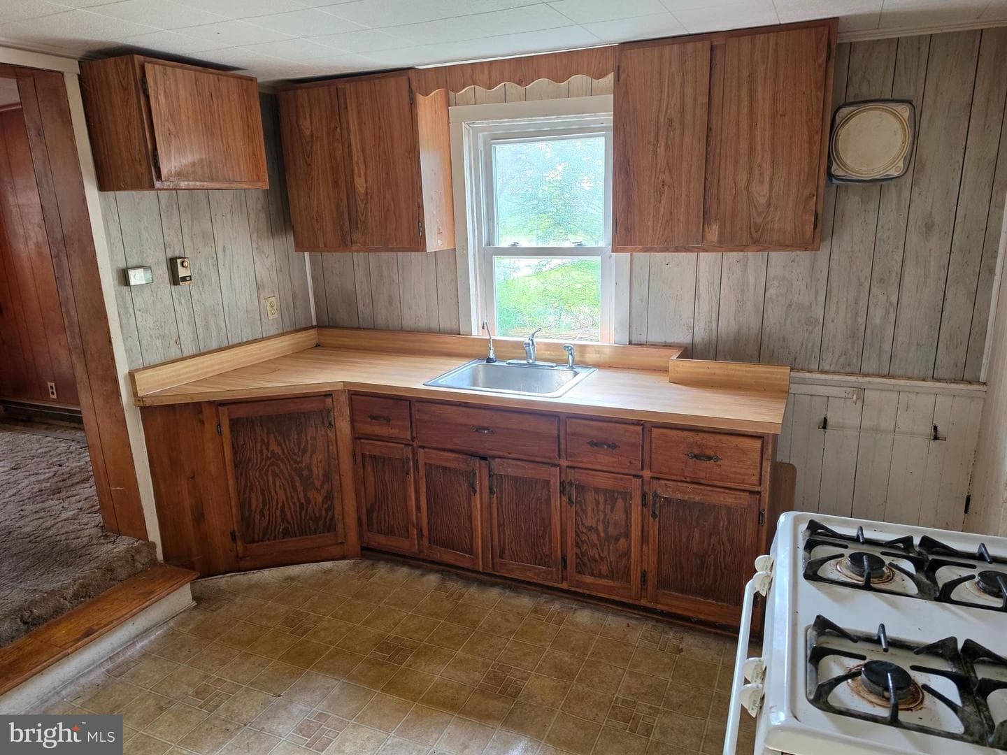 6018 Conover Road photo 9