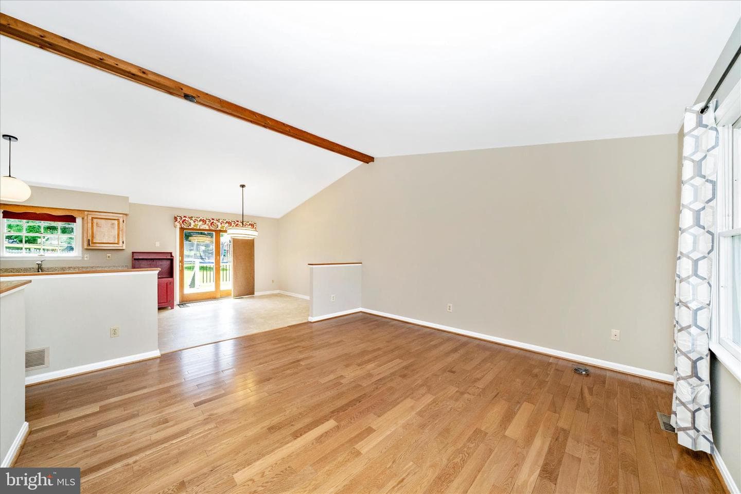 389 Mountain Laurel Court photo 8