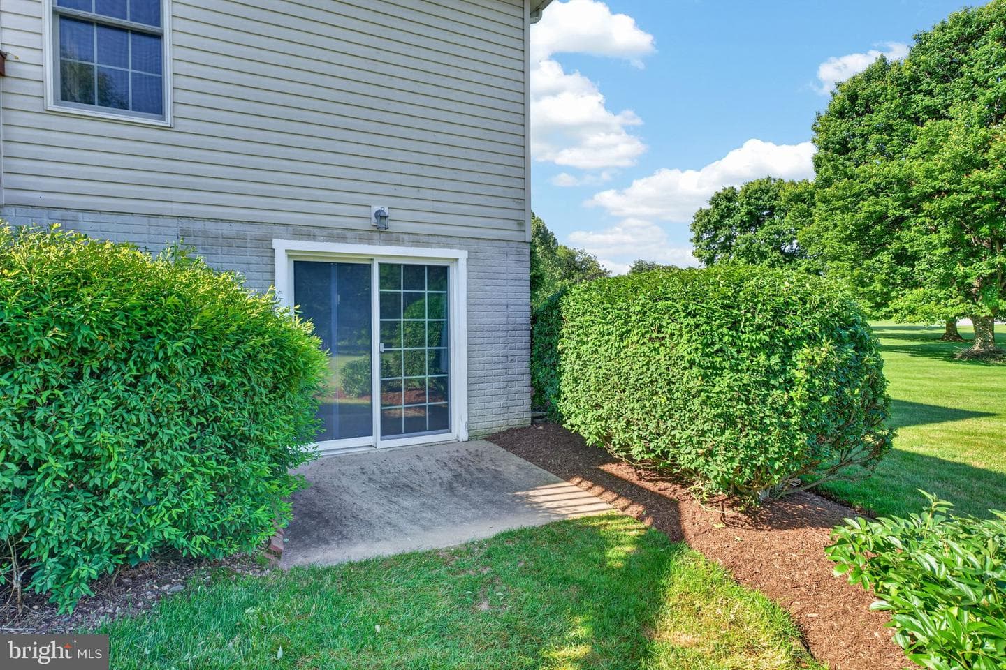 710 Waters Edge Court photo 28
