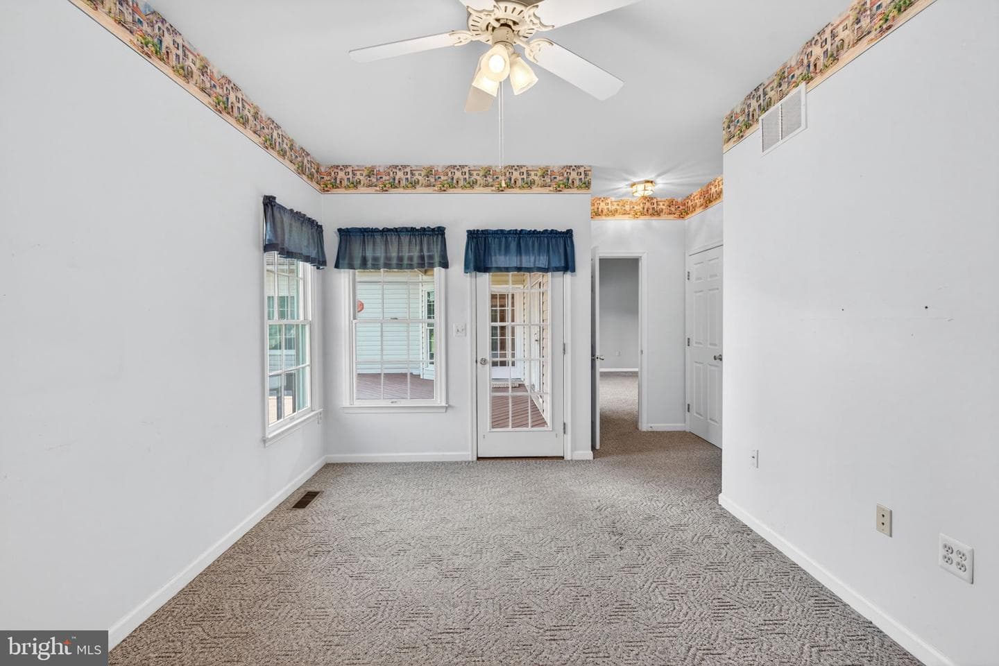 710 Waters Edge Court photo 46