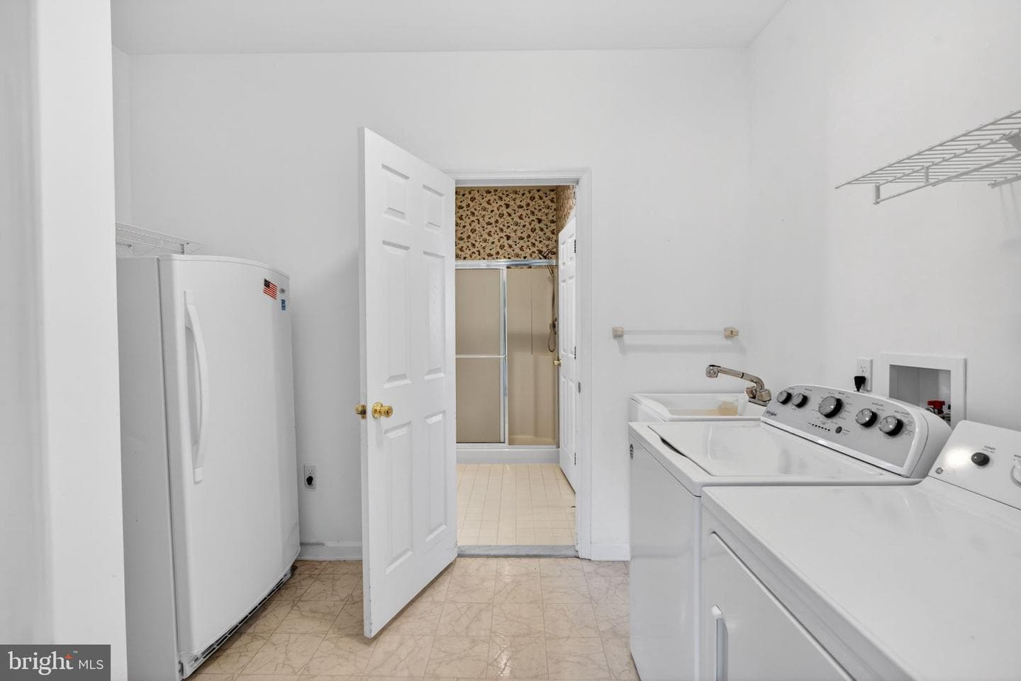 710 Waters Edge Court photo 63