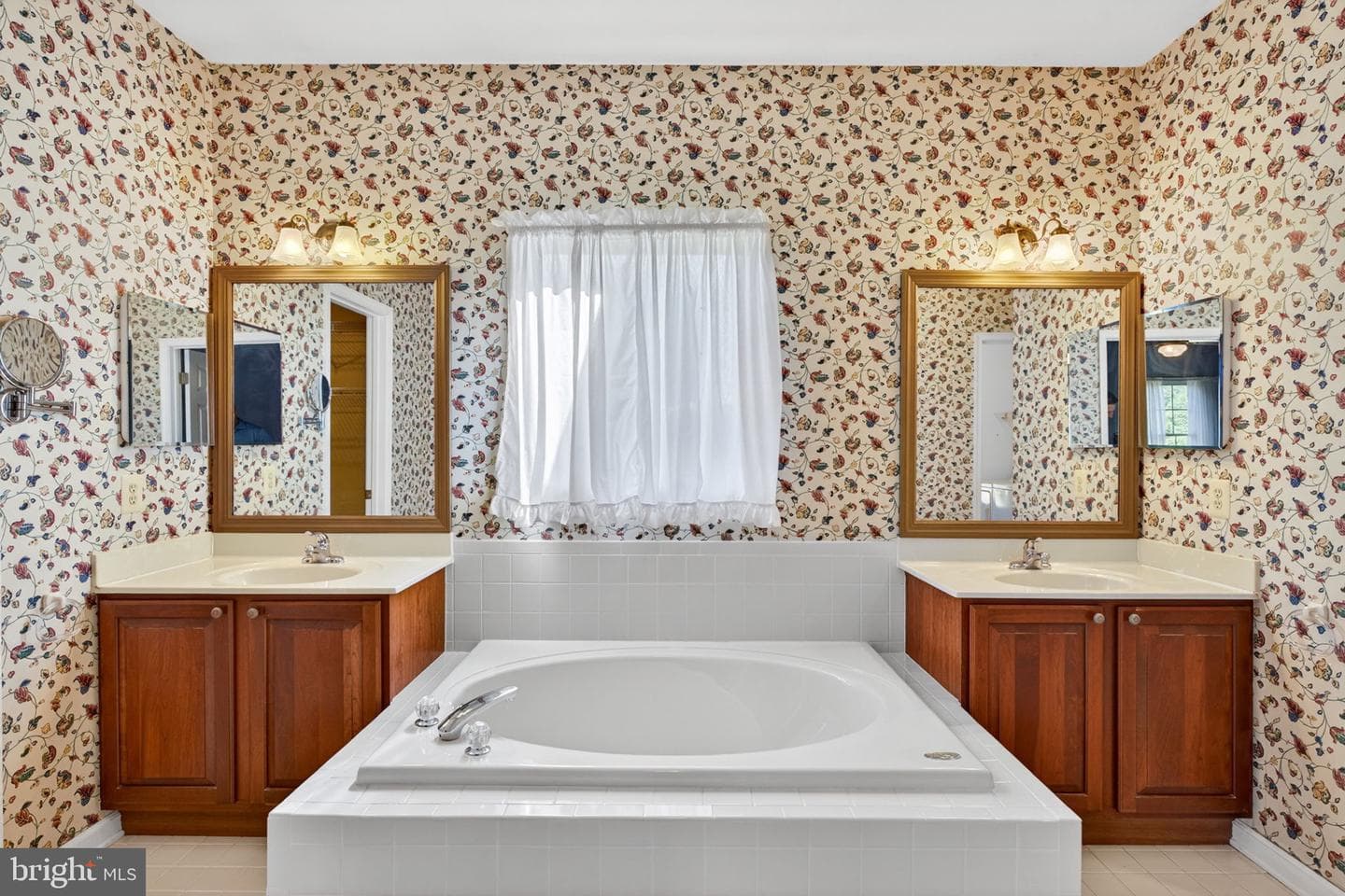 710 Waters Edge Court photo 71