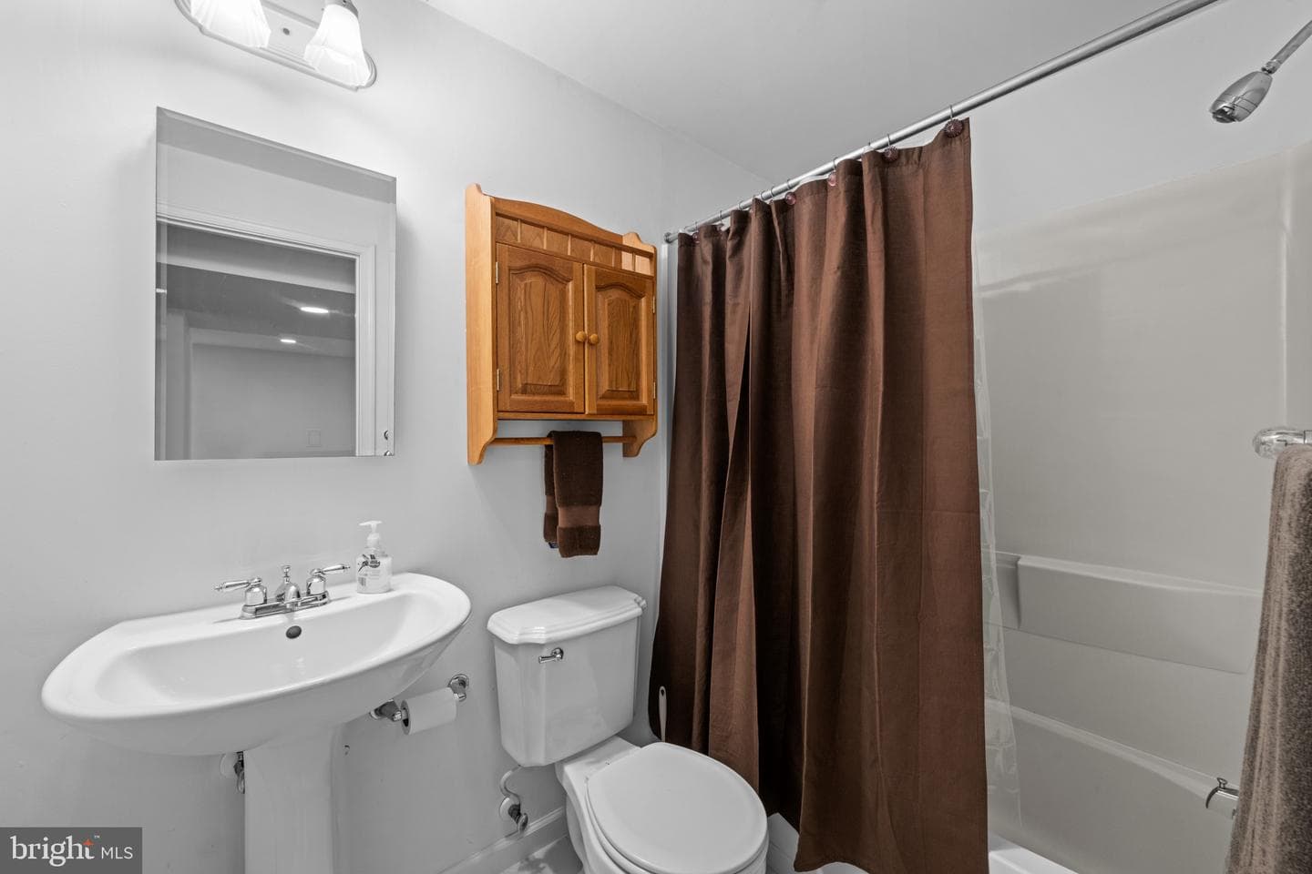 1881 Mc Duff Ct. photo 18