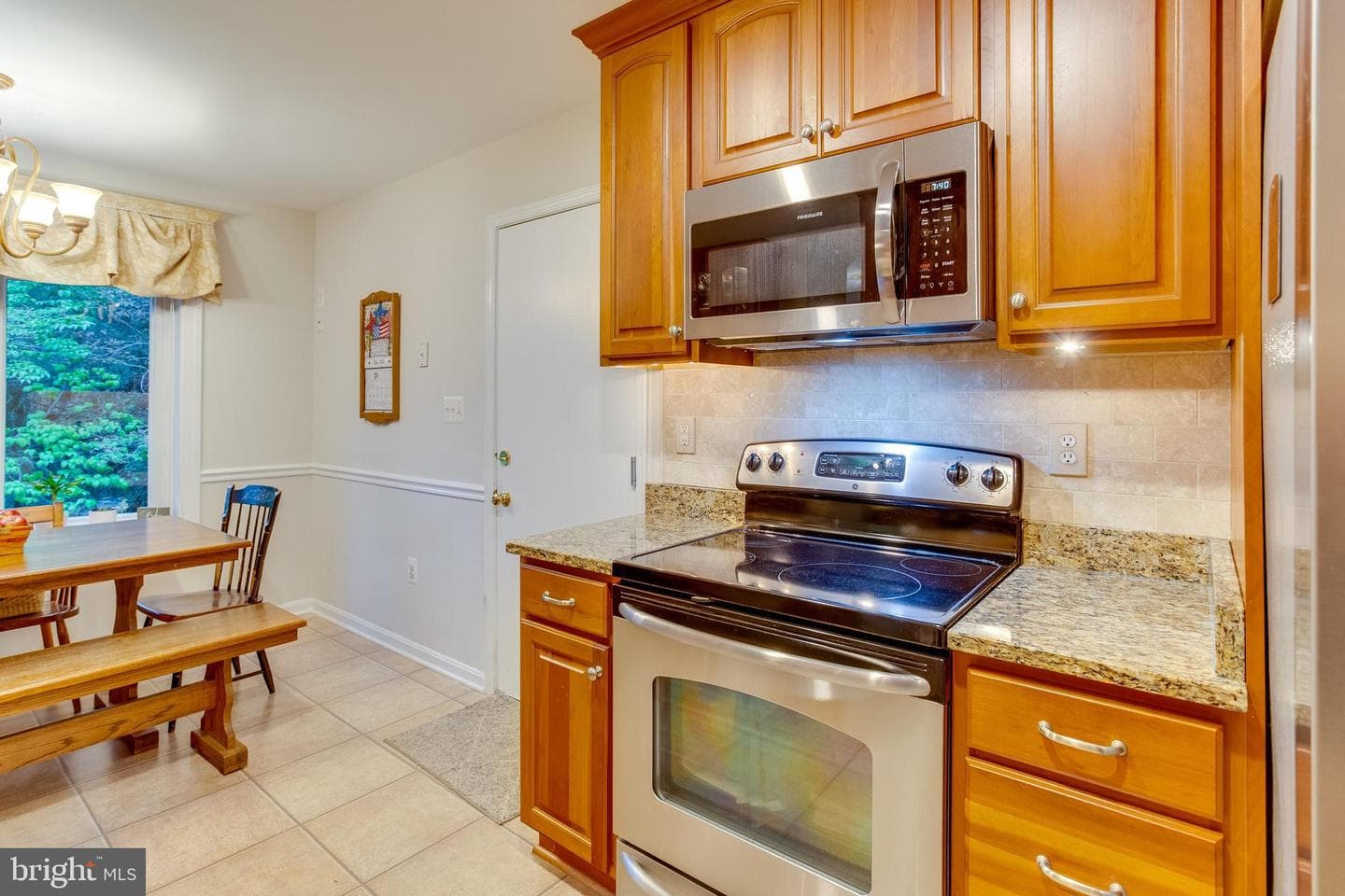 5421 Huckleberry Lane photo 10