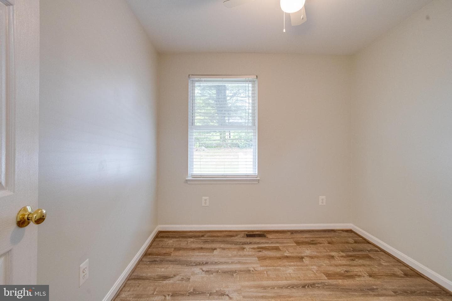 7002 Bristol Place photo 35