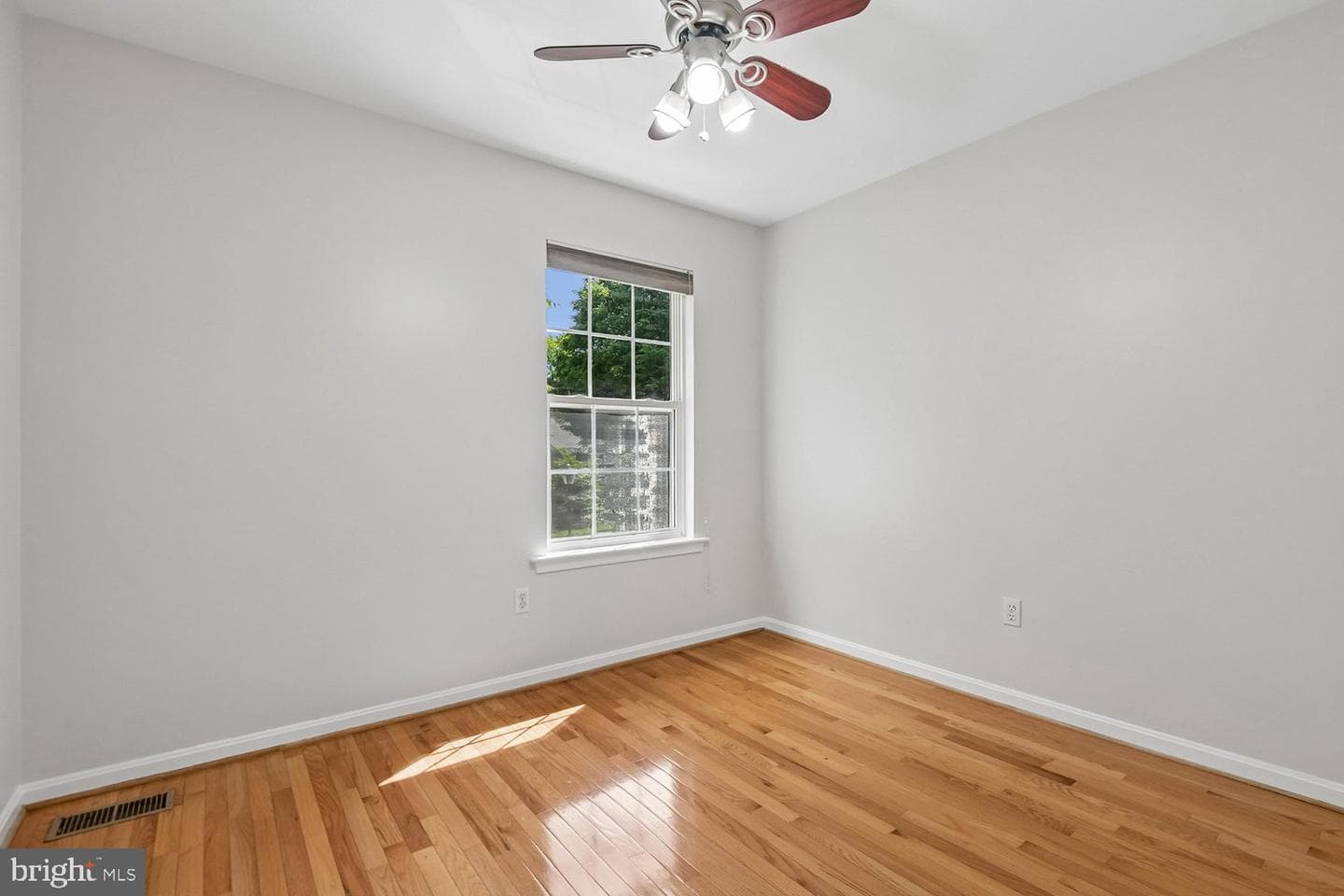 628 Autumn Sky Ct photo 15