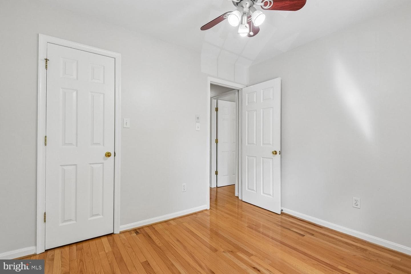 628 Autumn Sky Ct photo 16