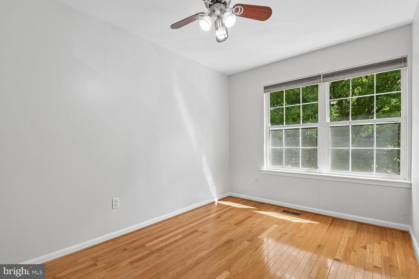 628 Autumn Sky Ct photo 17