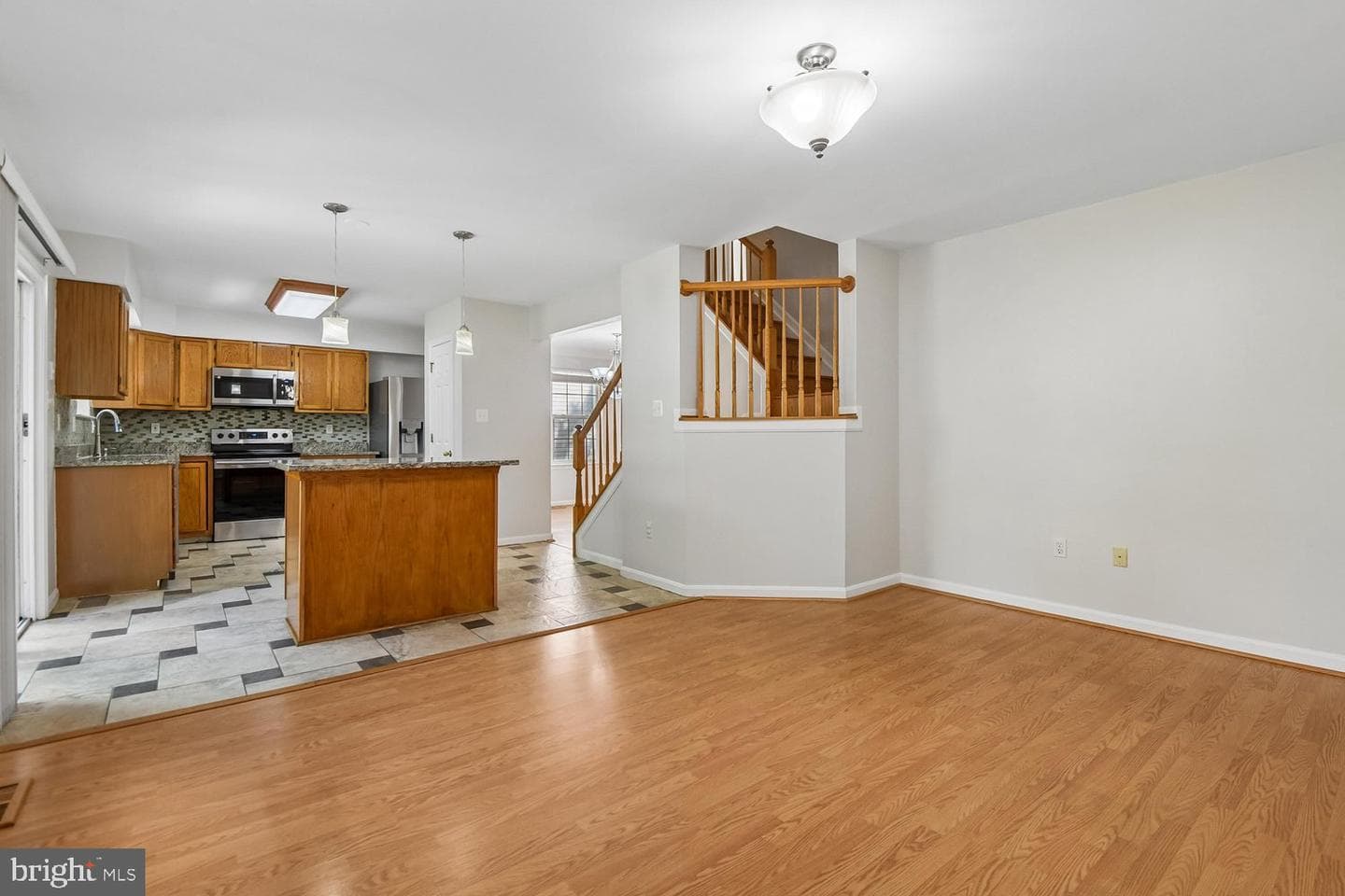 628 Autumn Sky Ct photo 4