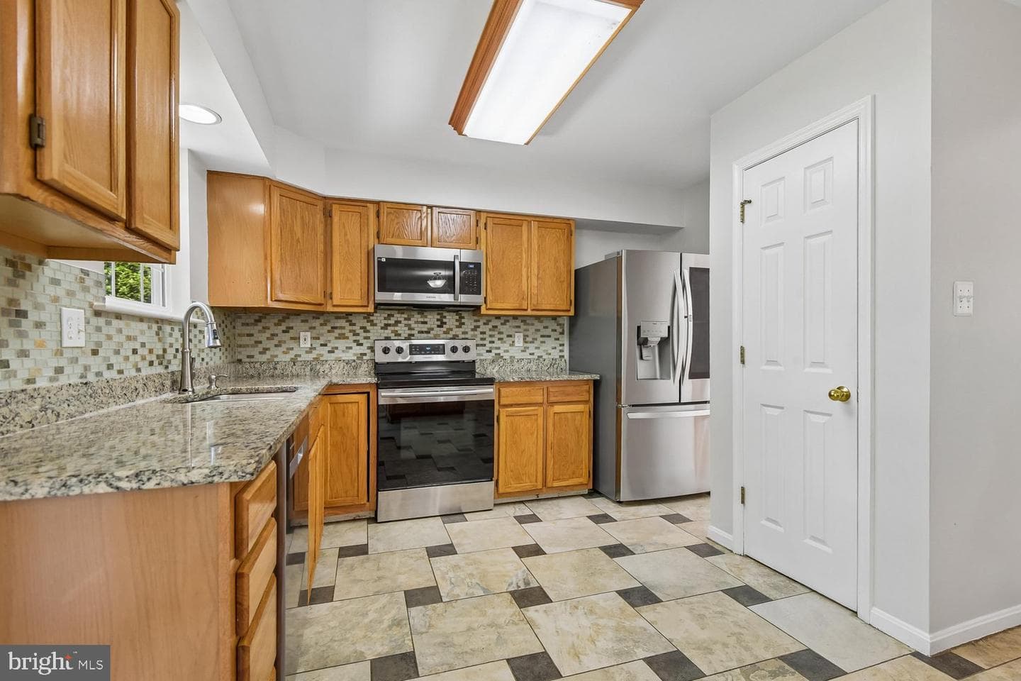 628 Autumn Sky Ct photo 7