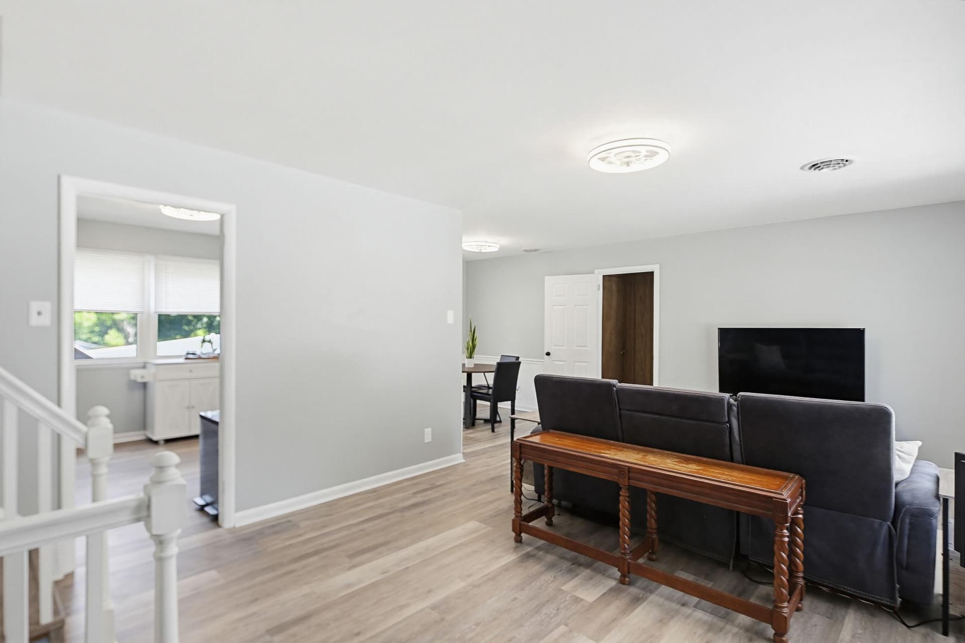 119 Schoolhouse Road photo 5
