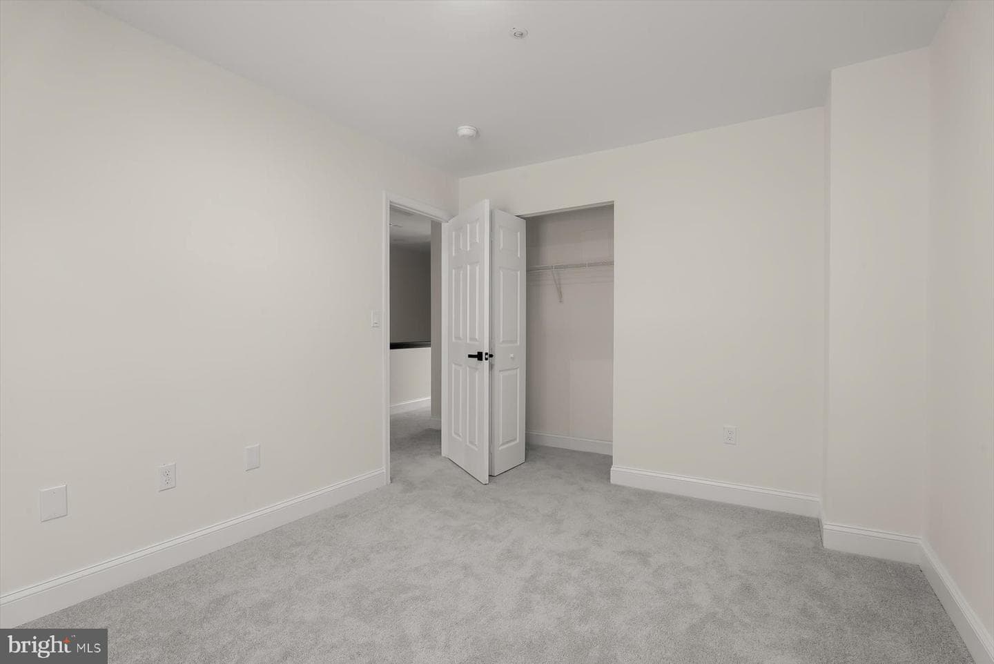 782 Medinah Circle photo 22