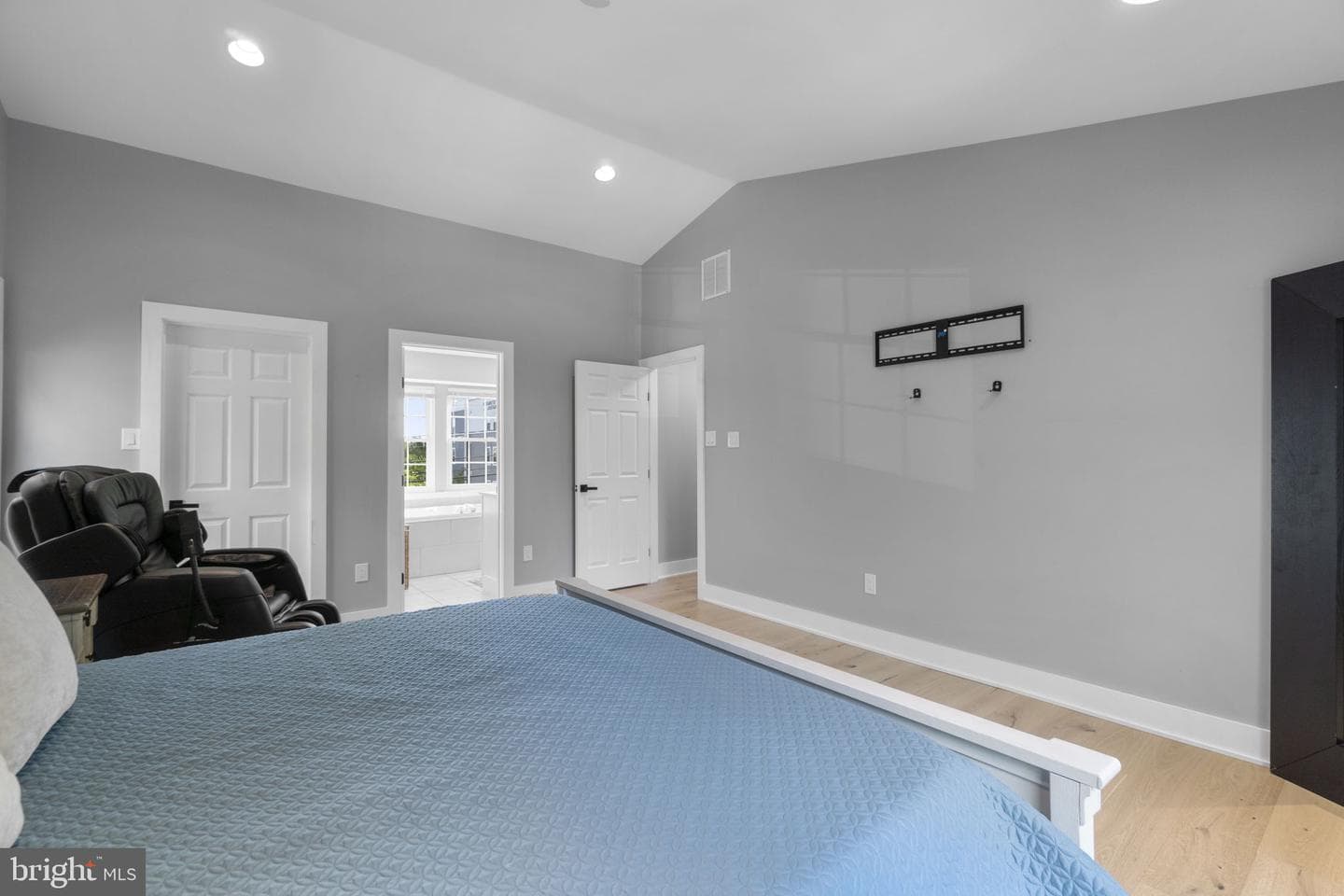 544 Yellow Lily Court photo 18