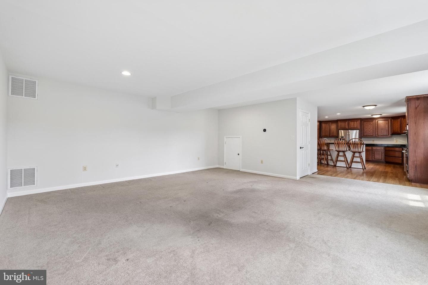 902 Clauser Court photo 29