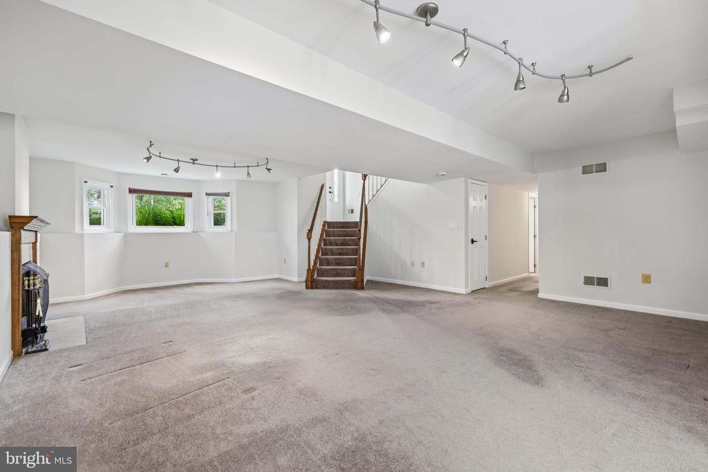 902 Clauser Court photo 52