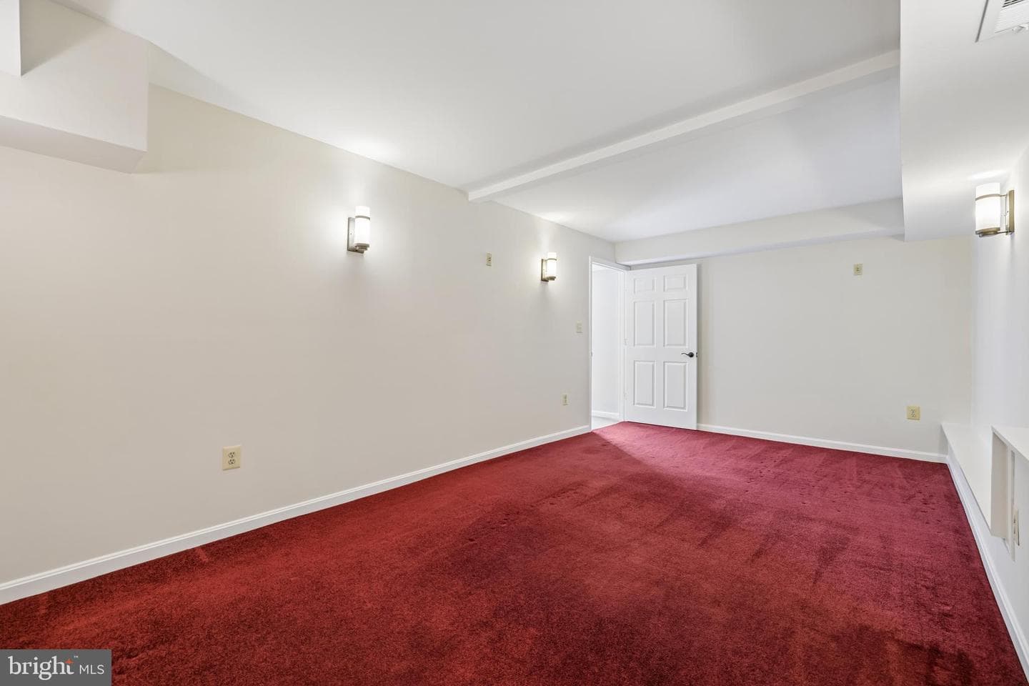 902 Clauser Court photo 60