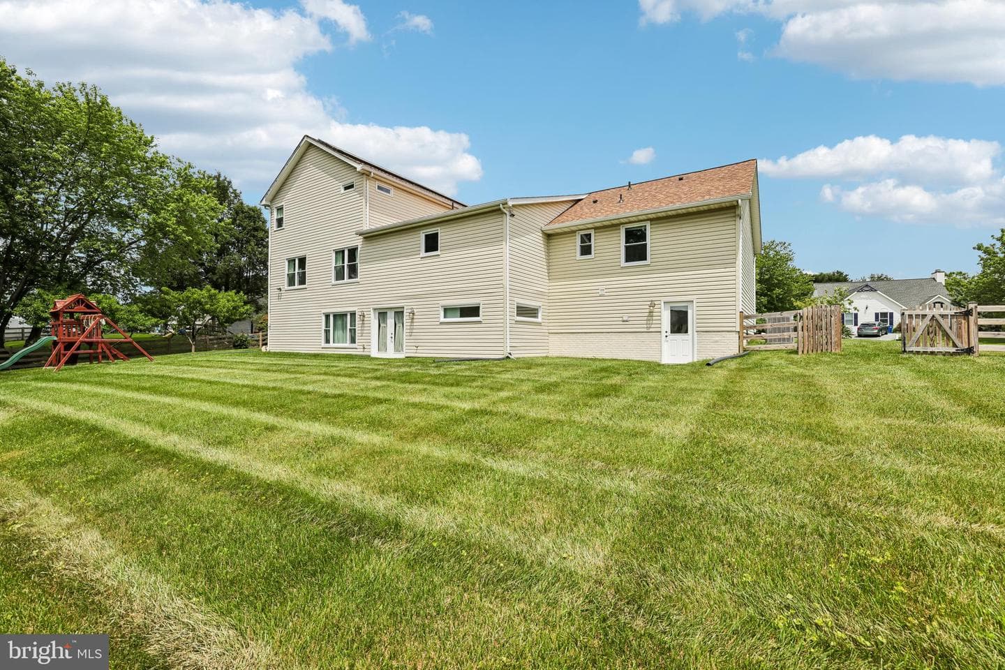 902 Clauser Court photo 77