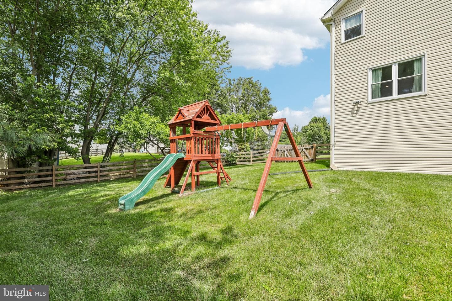 902 Clauser Court photo 79