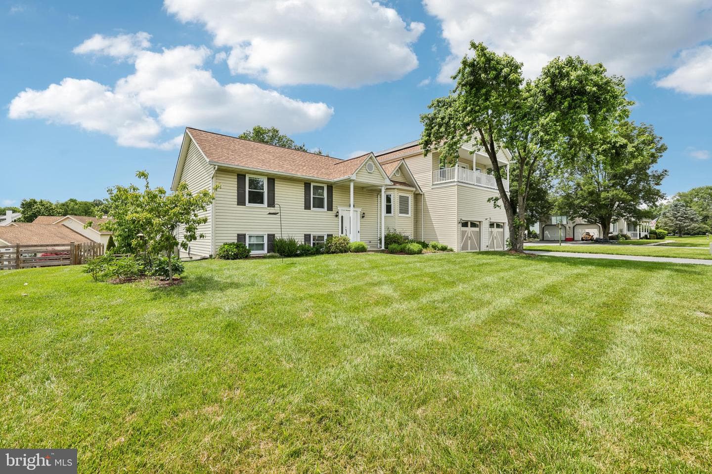902 Clauser Court photo 82