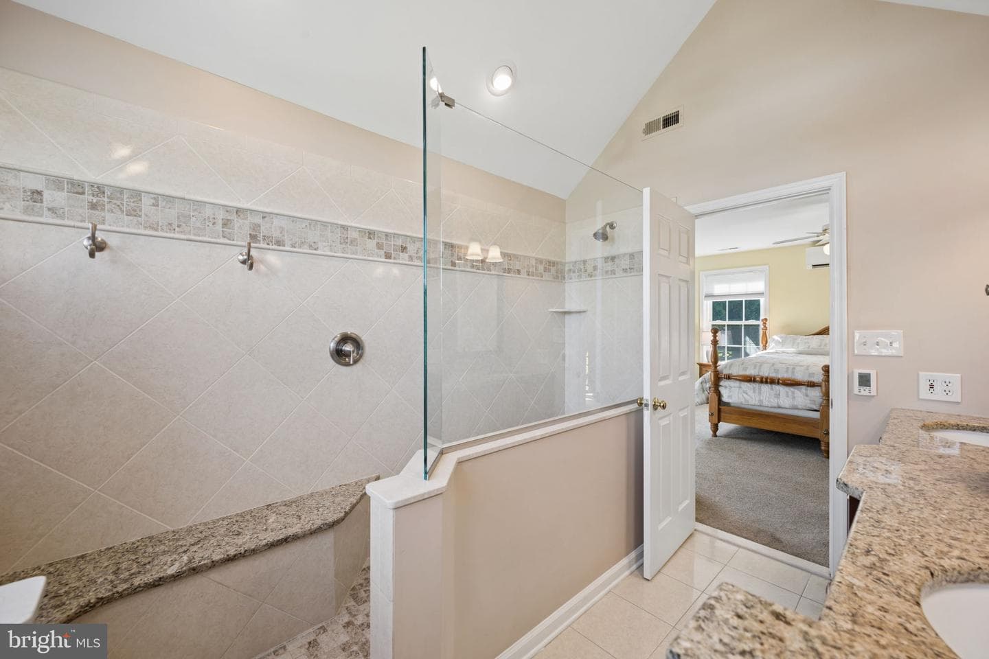 5090 Amantea Way photo 45