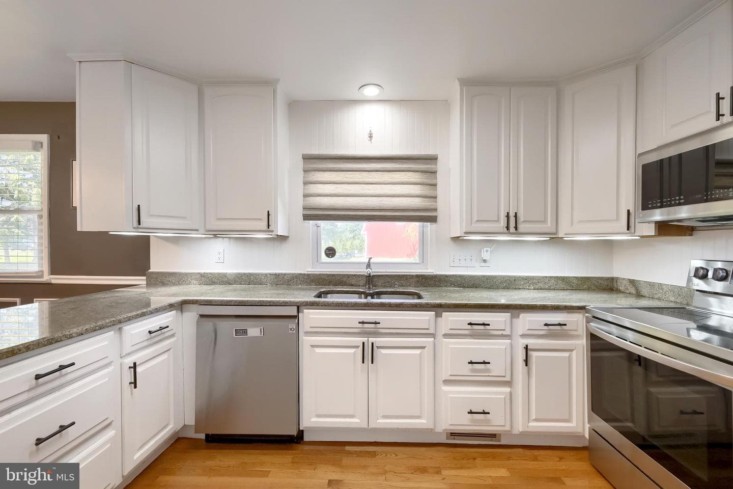 1456 Deer Park Road photo 11