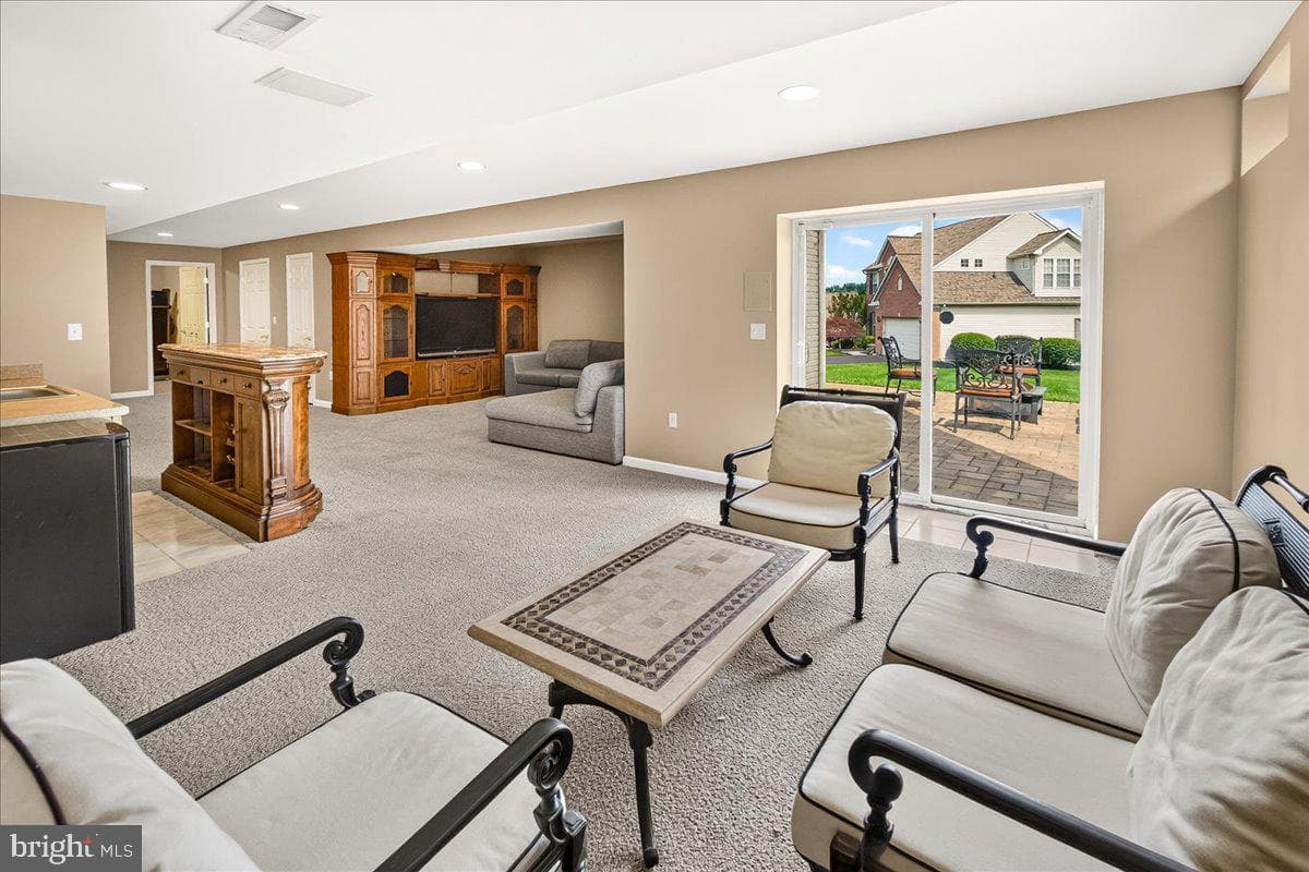 7220 Shub Farm Road photo 36
