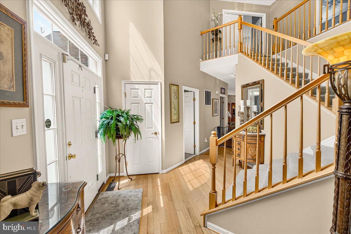 7220 Shub Farm Road photo 4