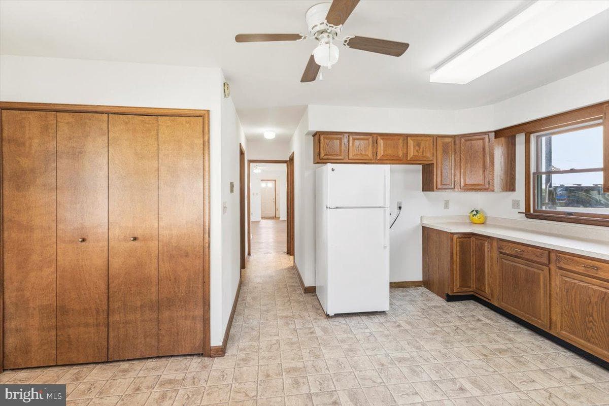 6824 Woodbine Road photo 11