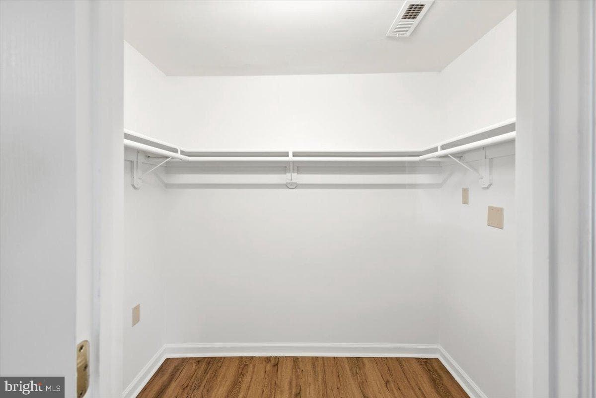 6824 Woodbine Road photo 20