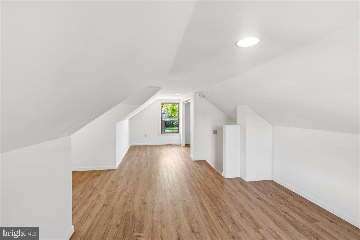 6824 Woodbine Road photo 23