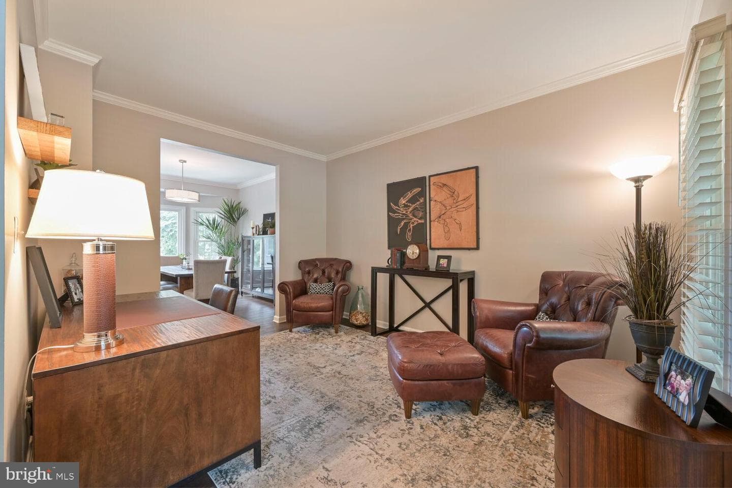 2074 Hammond Avenue photo 8