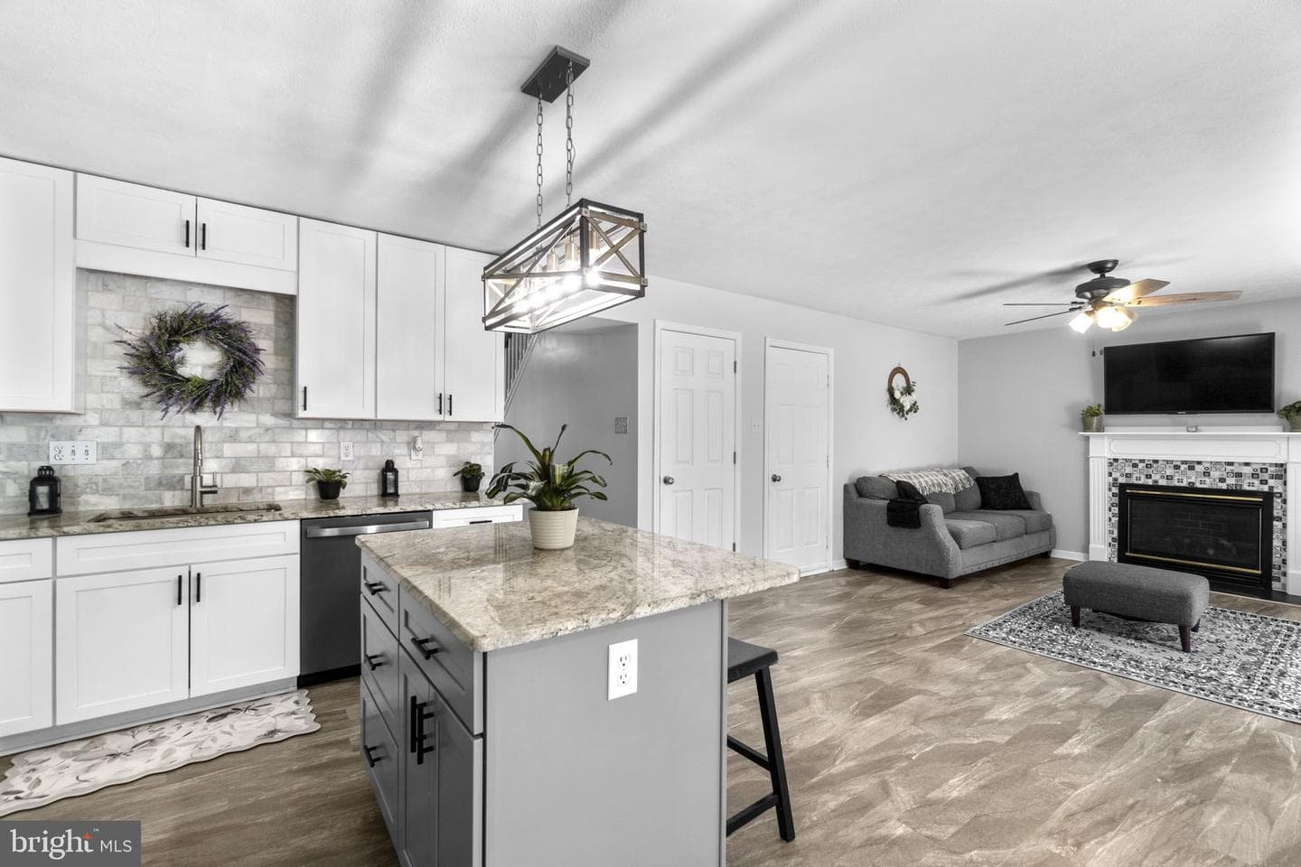 571 Rich Mar Street photo 12