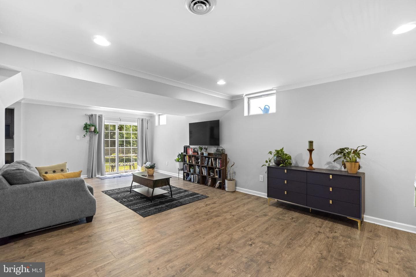571 Rich Mar Street photo 32